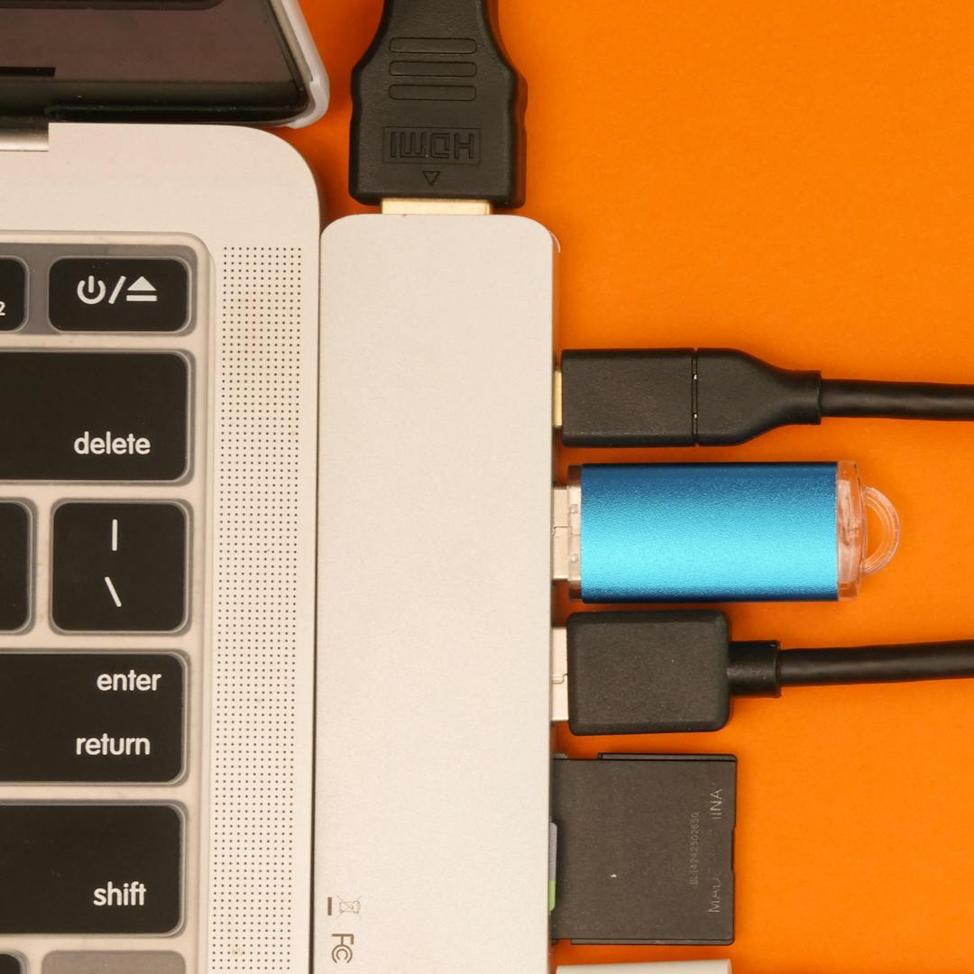 محول USB متعدد